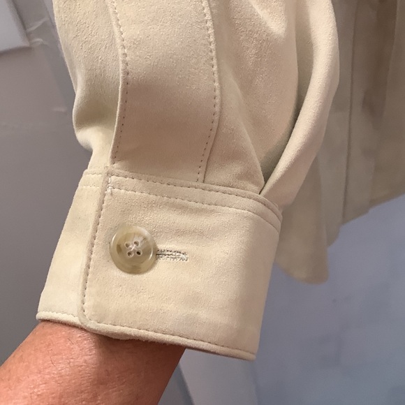 Leather suede jacket- feels amazing on! - Picture 5 of 10